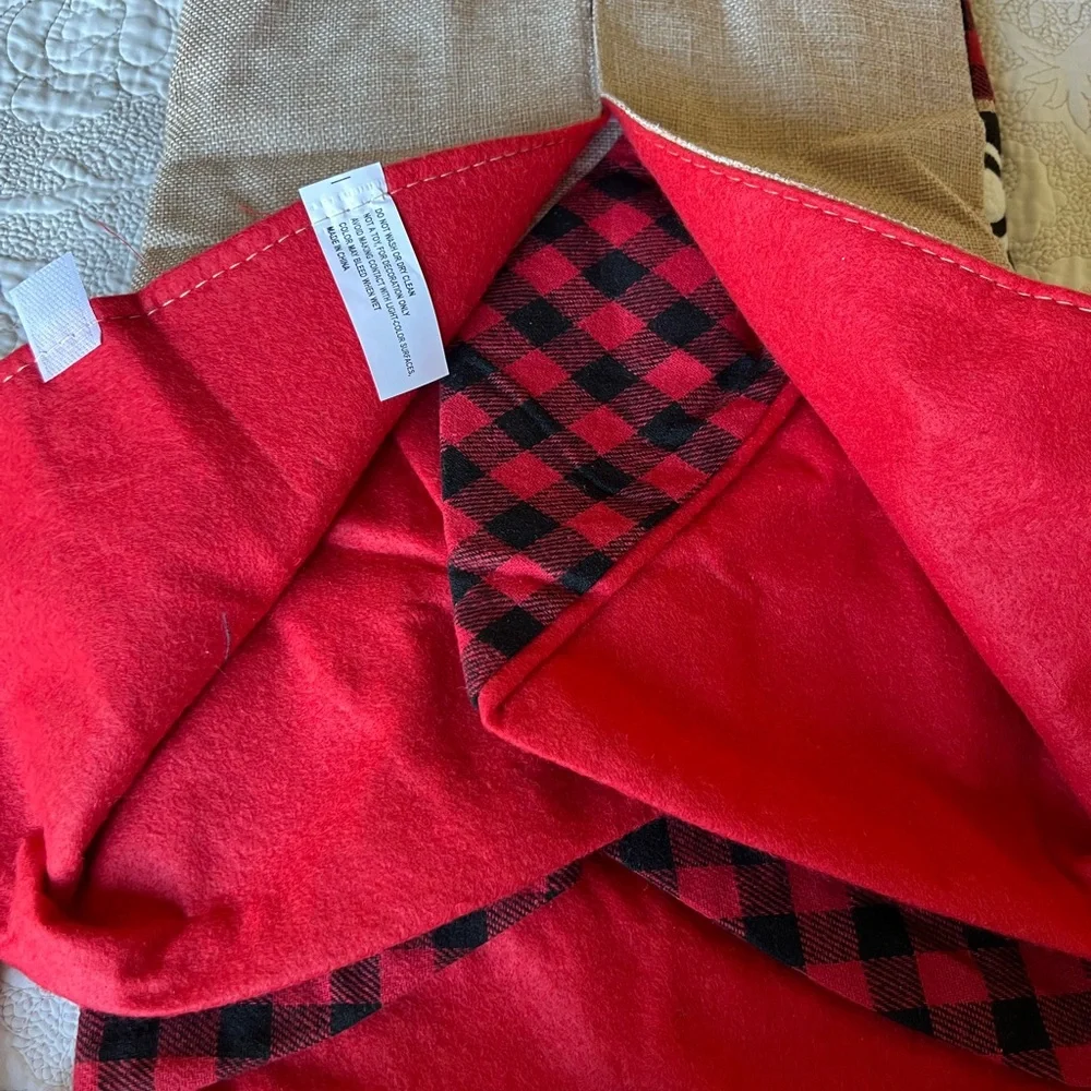 Standard Christmas Tree Skirt Iconic Red Truck 48